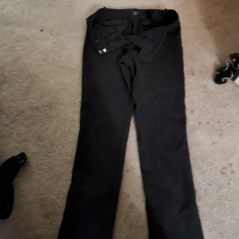 Loft petites pants. Size 8p. Black